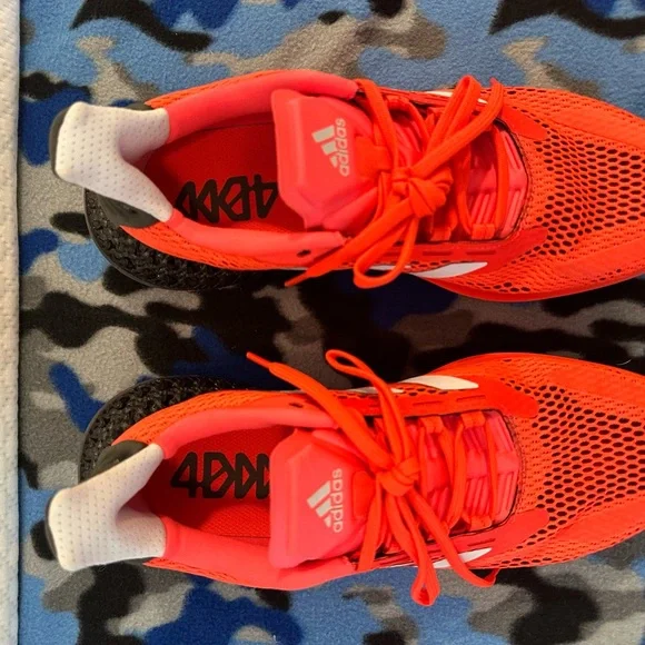 Men’s size 9 1/2 Adidas Ultra 4 D Bright Orange Running Shoes - Picture 3 of 8